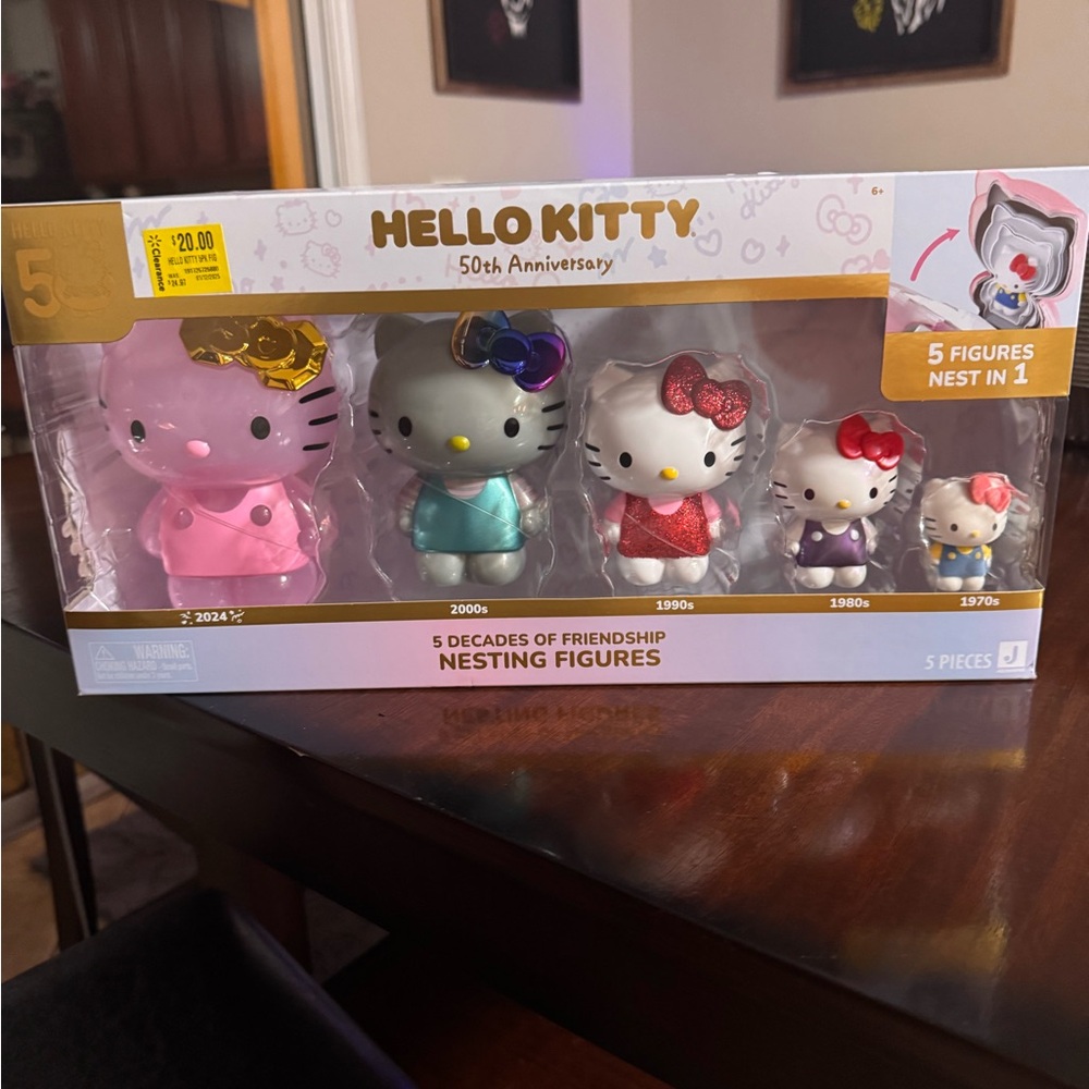 Hello Kitty Colorful Nesting Figures Set